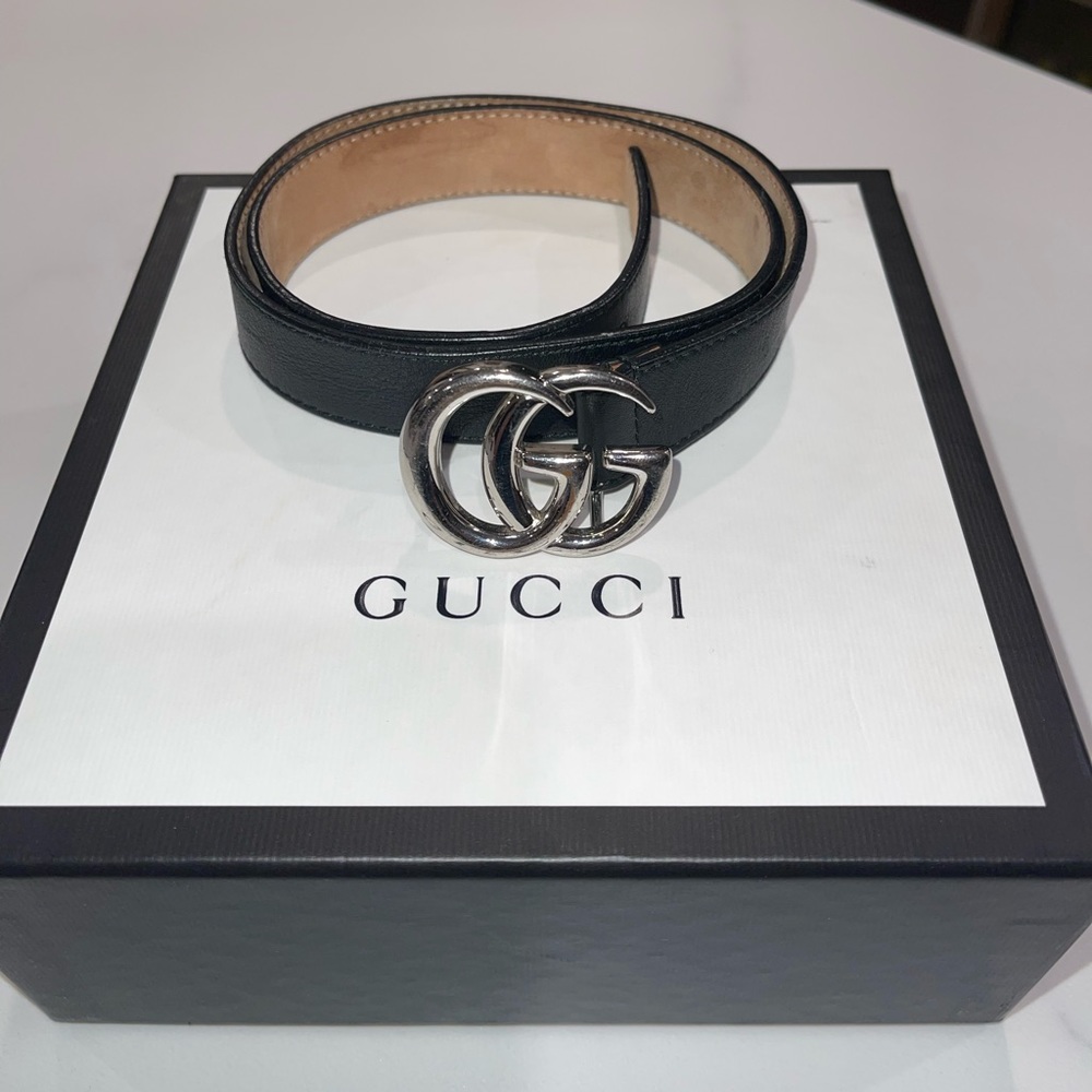 Gucci Silver GG Marmont Belt - Kids Large; fits 23-27” waist - Picture 4 of 10